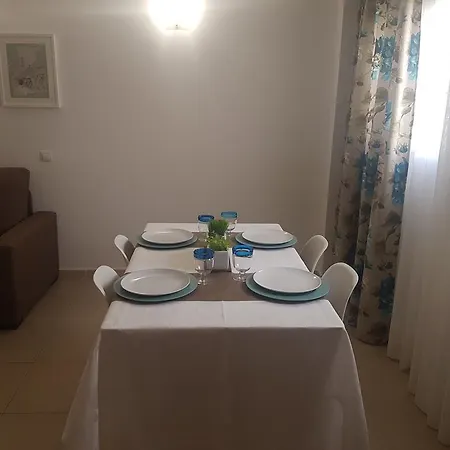 Apartament Apartamento Abrigos 1
